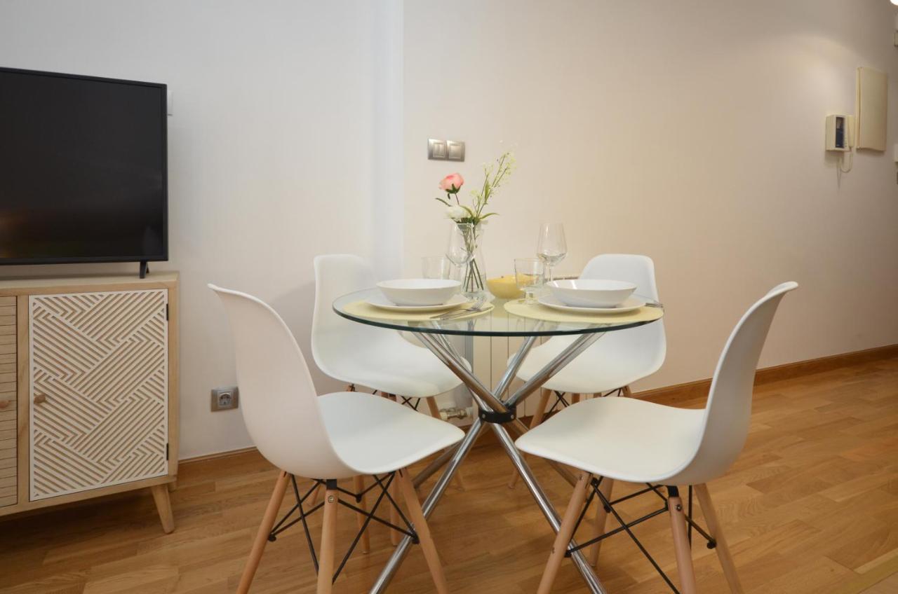 Apartamento Zona Exclusiva Con Garaje Gratis Y Netflix Vigo Exteriör bild
