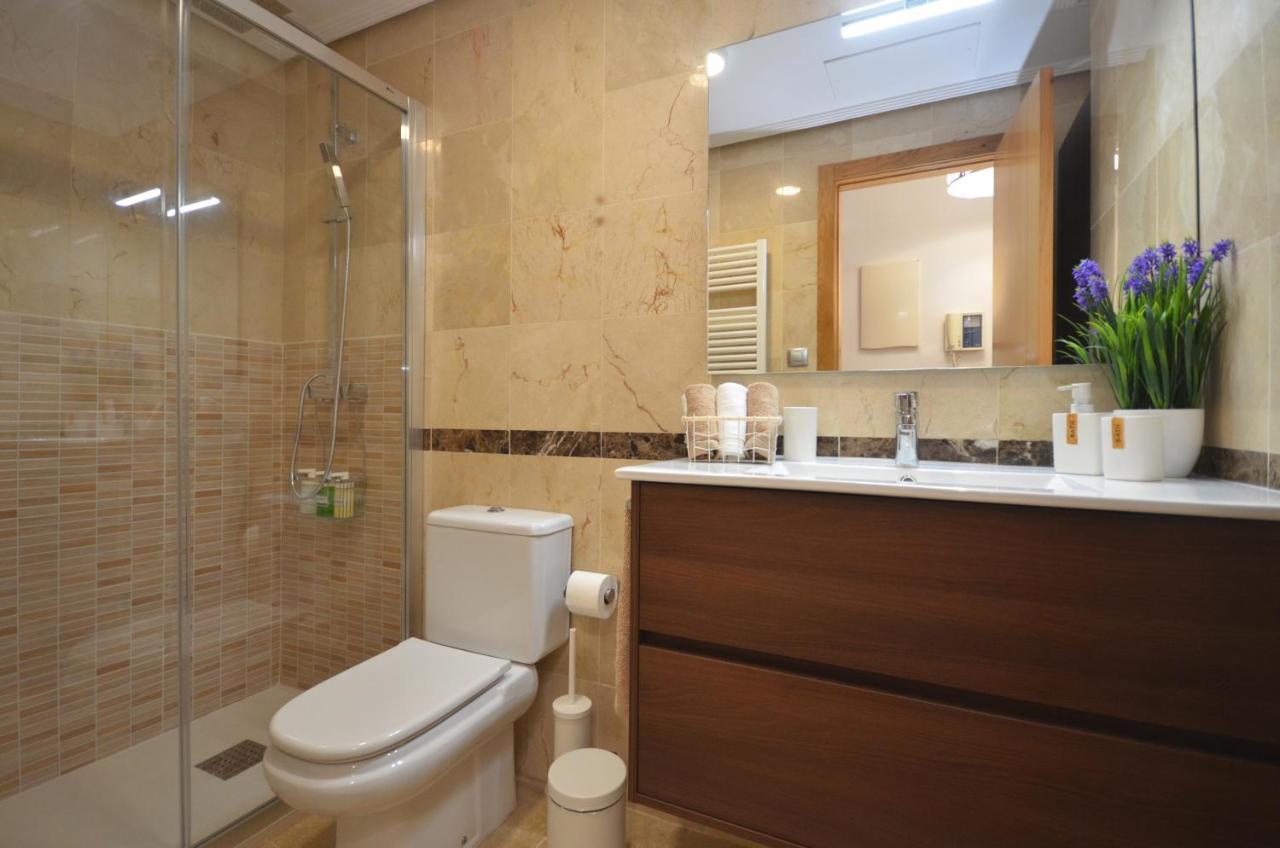 Apartamento Zona Exclusiva Con Garaje Gratis Y Netflix Vigo Exteriör bild